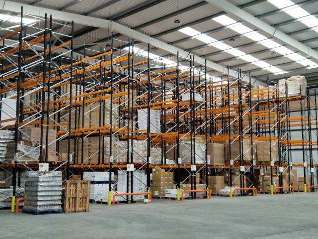 bonded storage and Ecommerce Fulfilment in Thatcham in Thatcham